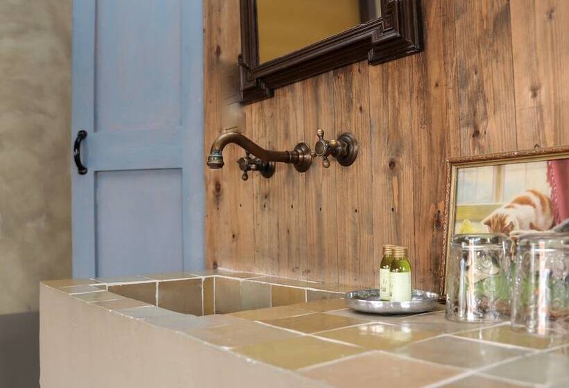 پانسیون Guesthouse Fleur De Lis