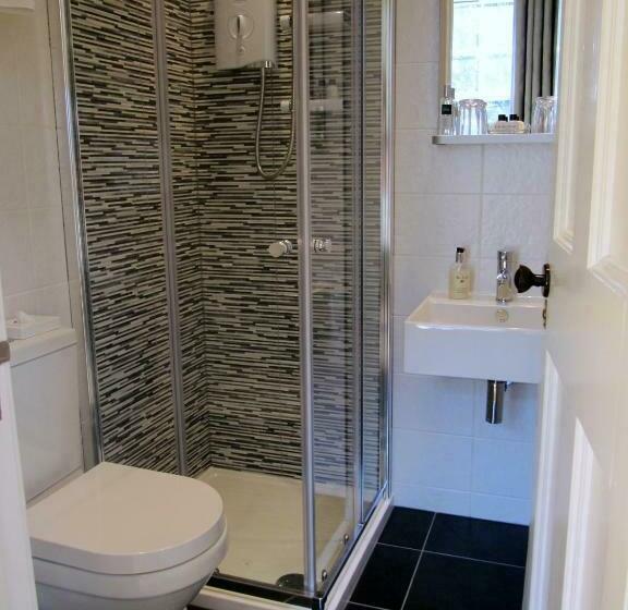 פנסיון No 5 Pilmour