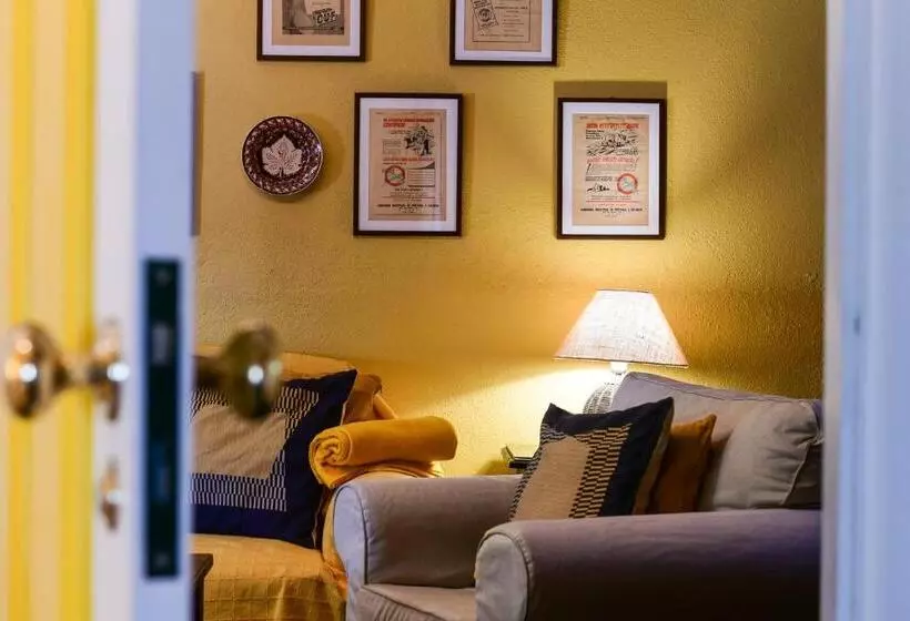 پانسیون Quinta Da Dourada