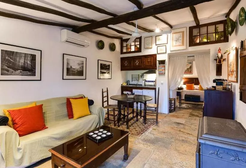 پانسیون Quinta Da Dourada