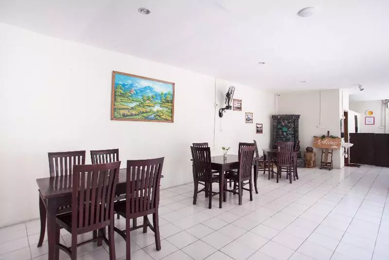 Majatalo Reddoorz Plus Near Galaxy Mall