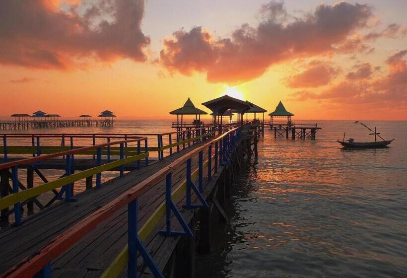 بنسيون Reddoorz Plus Near Galaxy Mall