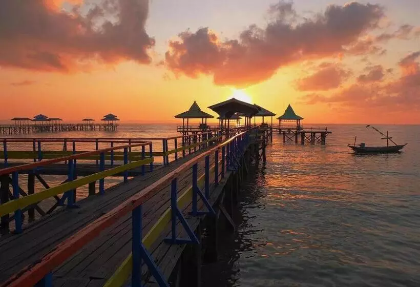 Majatalo Reddoorz Plus Near Galaxy Mall