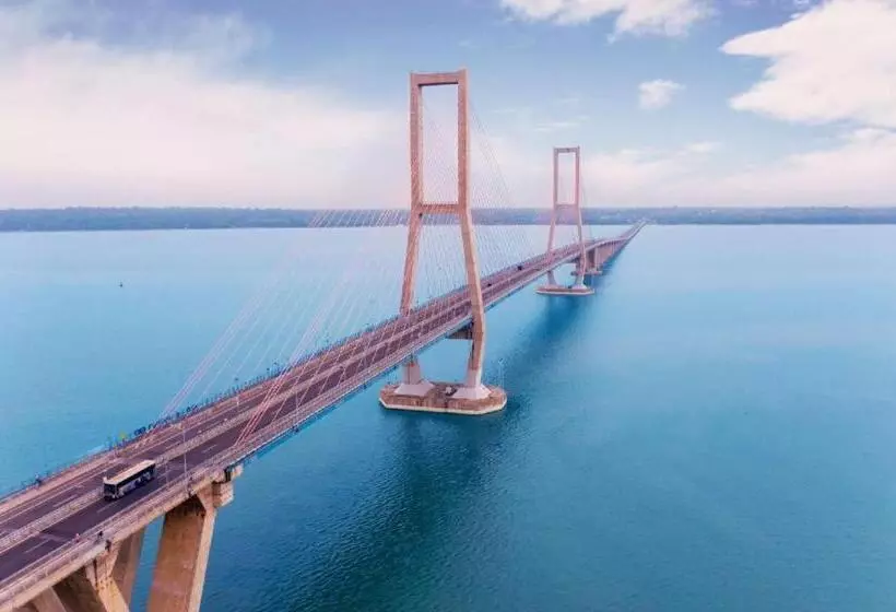 Majatalo Reddoorz Plus Near Galaxy Mall