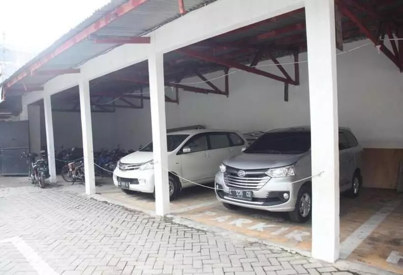 Majatalo Reddoorz Plus Near Galaxy Mall