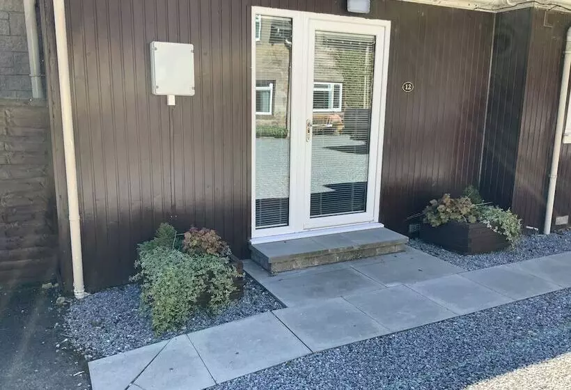 ペンション The Claymore Guest House And Apartments