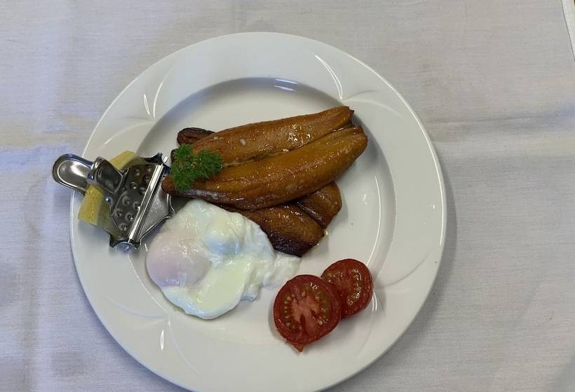 Pansiyon The Claymore Guest House And Apartments