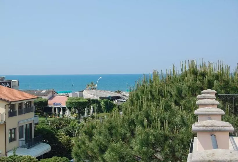 Riviera Residence
