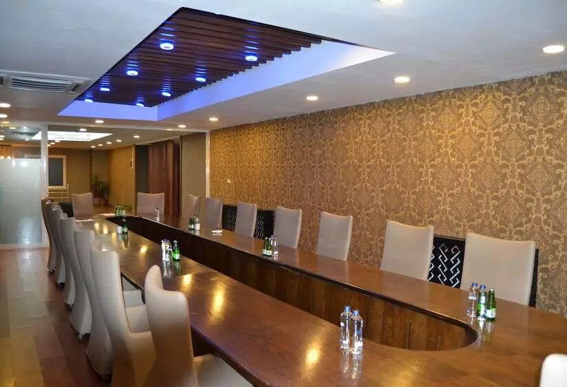 Turizoom Business Hotel & Spa Elbistan