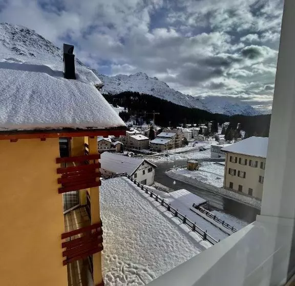 Aparthotel San Bernardino