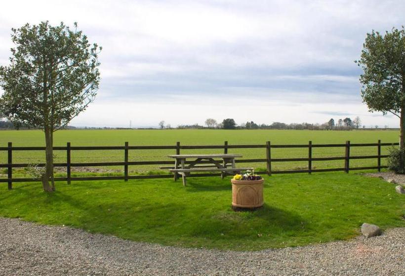 Bed and Breakfast Retreats At Wayside