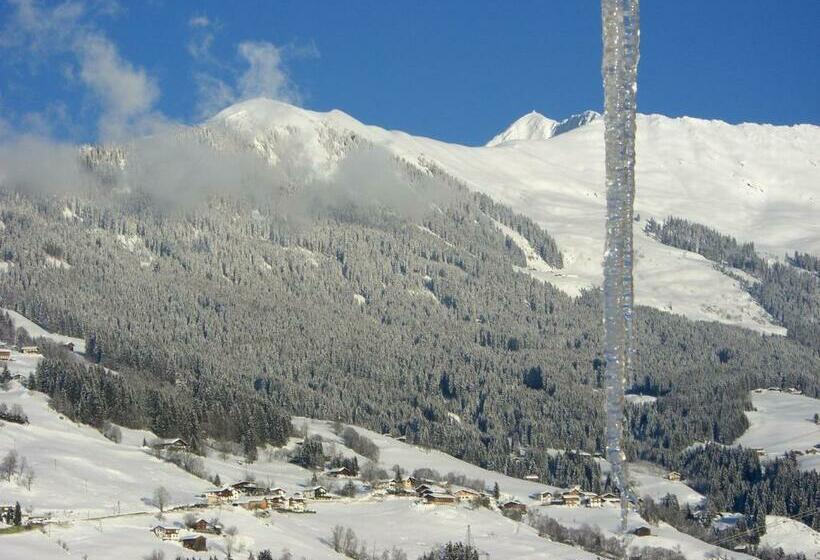 ホテル Garni Regina