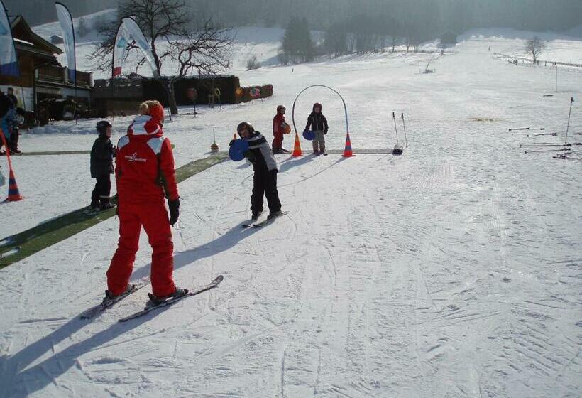 ホテル Garni Regina