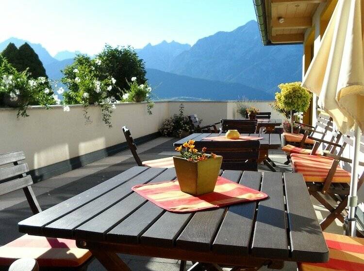 ホテル Garni Regina