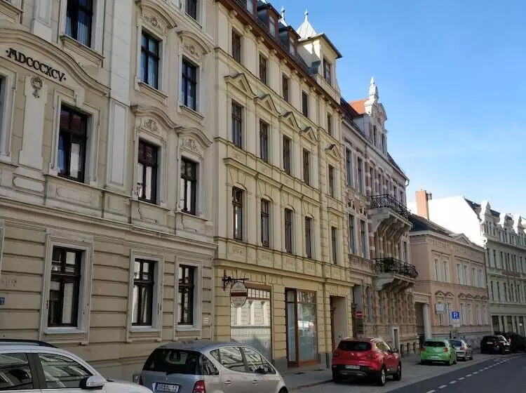 هتل Picobello Pension