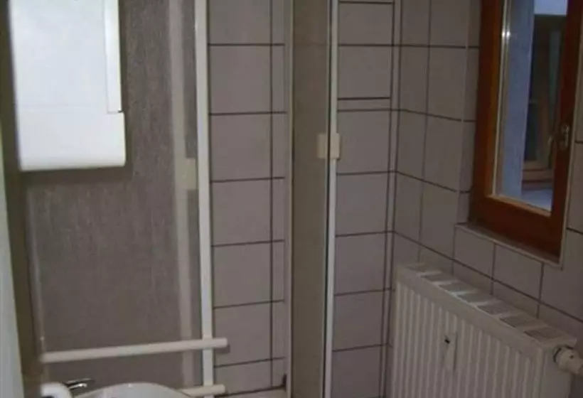 هتل Picobello Pension