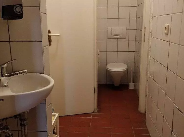 هتل Picobello Pension