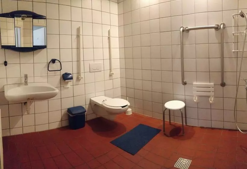 هتل Picobello Pension