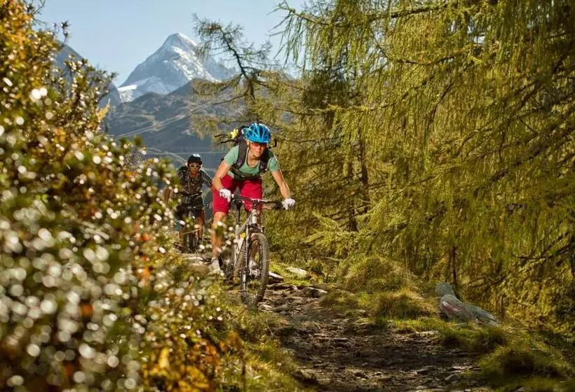 ペンション Magali S, Bed & Breakfast   Inclusive Summer Card