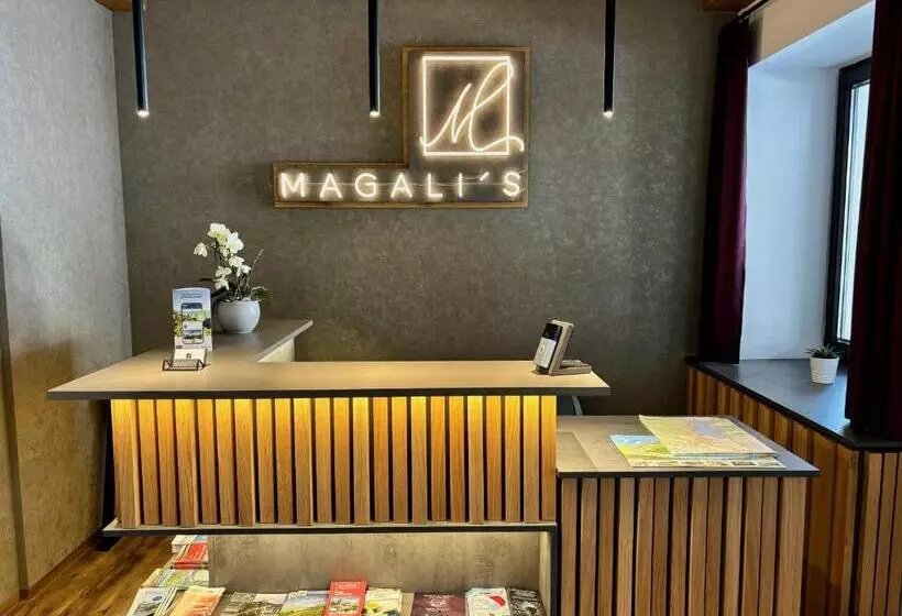 ペンション Magali S, Bed & Breakfast   Inclusive Summer Card