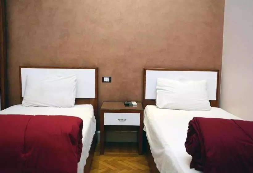 Nour Hostel