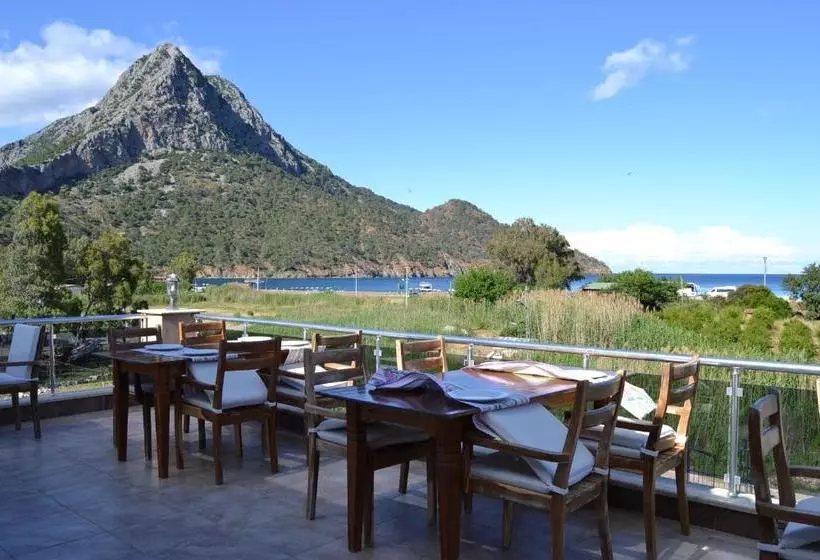 Majatalo Ada Adrasan