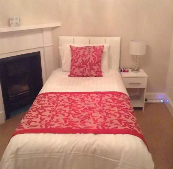 ペンション Ailsa Guest House