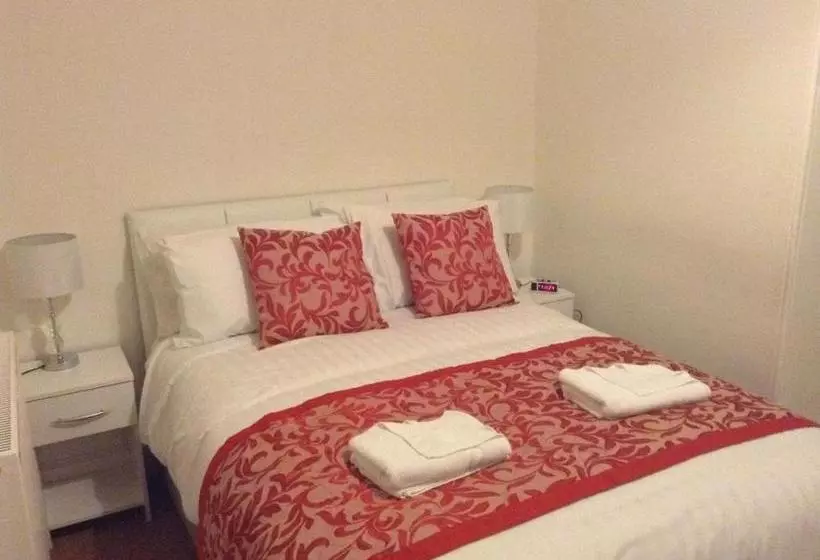ペンション Ailsa Guest House