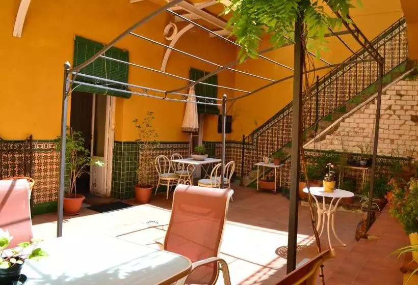 پانسیون Alameda Palacete