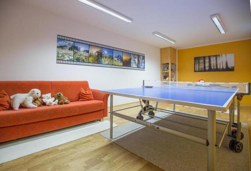 ペンション Appartementhaus Elmo Viehhauser Kg