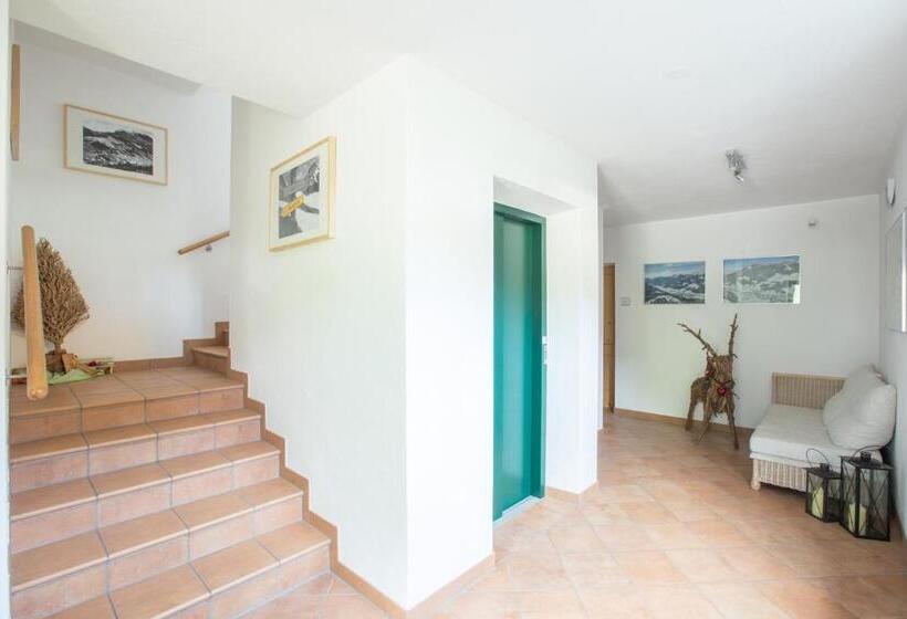 ペンション Appartementhaus Elmo Viehhauser Kg