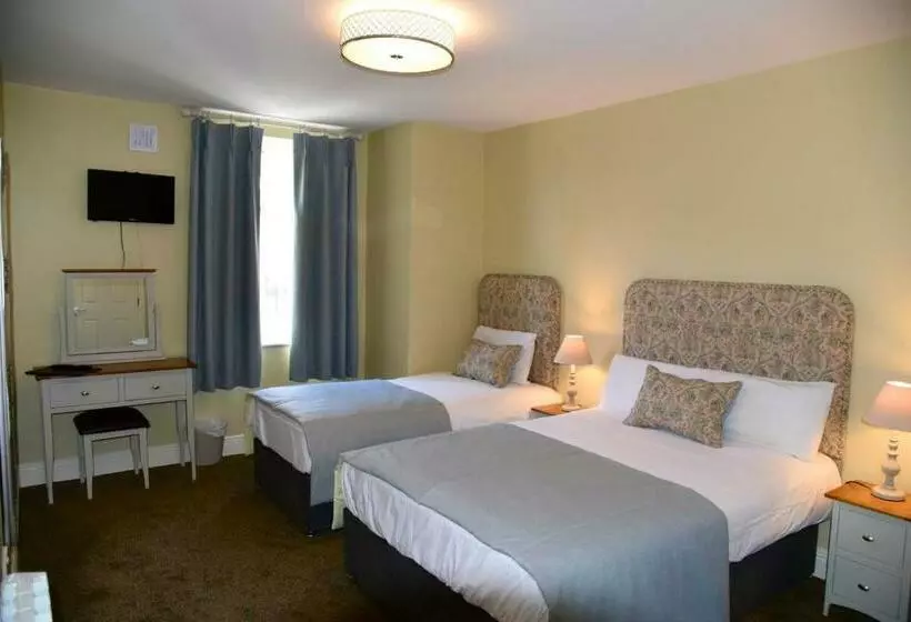 ペンション Befani's Mediterranean Restaurant & Townhouse