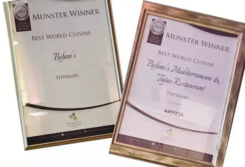 ペンション Befani's Mediterranean Restaurant & Townhouse