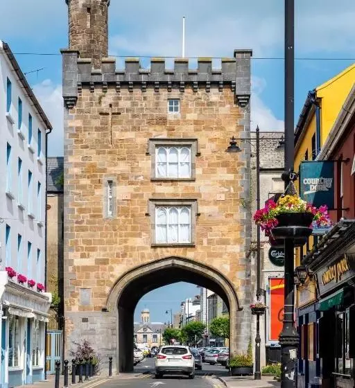 ペンション Befani's Mediterranean Restaurant & Townhouse