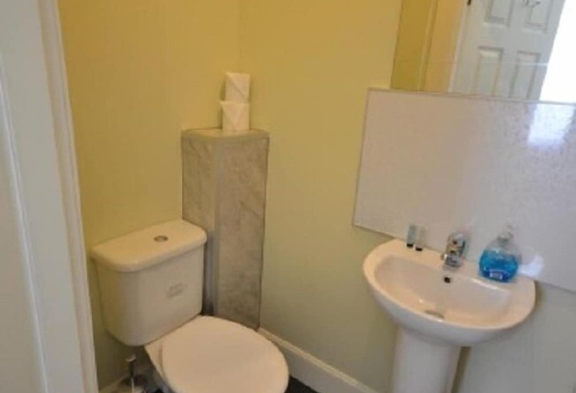 پانسیون Drumorne Guest House