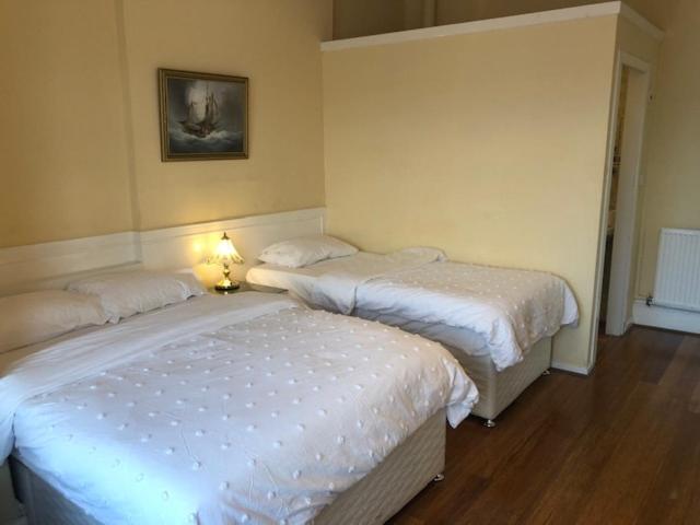 پانسیون Drumorne Guest House