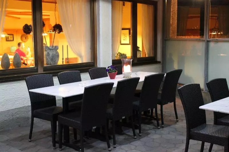 ペンション Gasthaus Kellerer