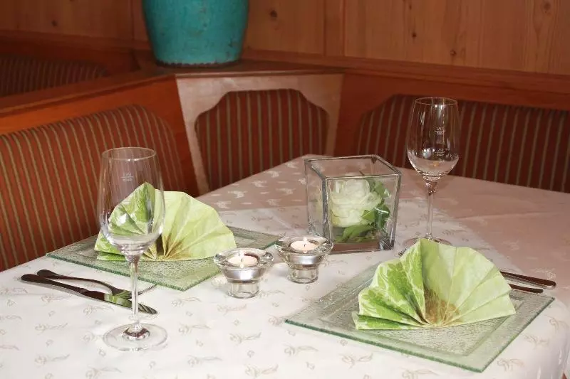 ペンション Gasthaus Kellerer