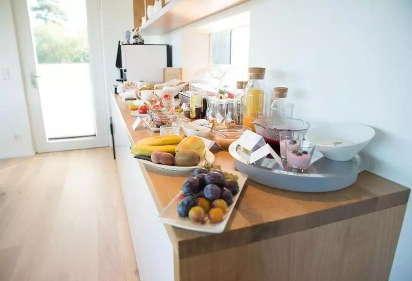 ペンション Gästehaus Weingut Loersch