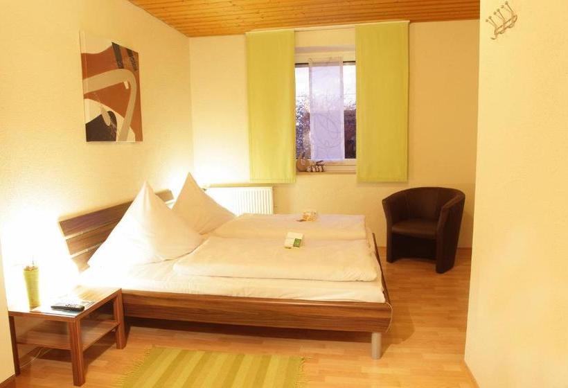 پانسیون Gästehaus Zur Linde