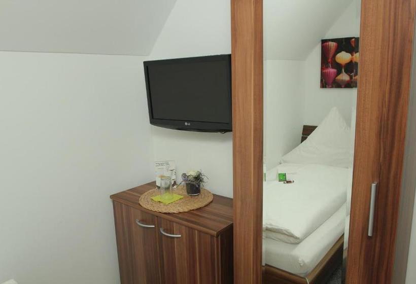 پانسیون Gästehaus Zur Linde