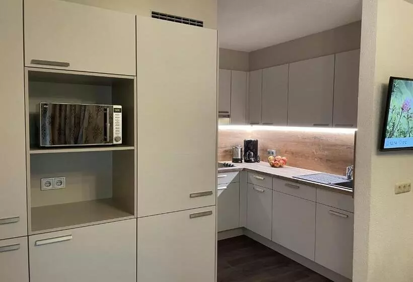 ペンション Haus Zangerl
