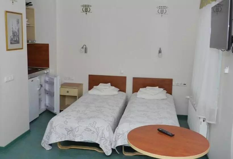 پانسیون Hommiku Guesthouse