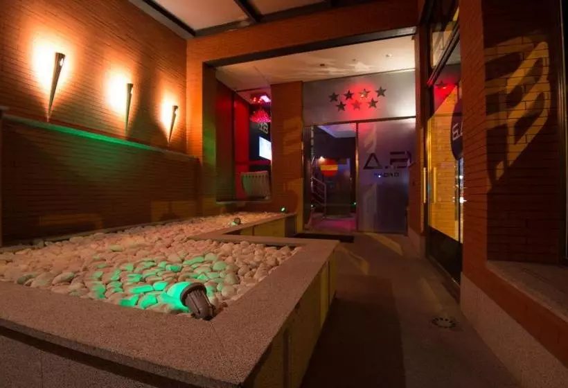 پانسیون Hostal Boutique Suites Betancourt