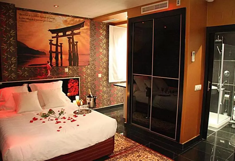 پانسیون Hostal Boutique Suites Betancourt