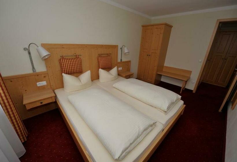 Пансион Landgasthof Drei Rosen