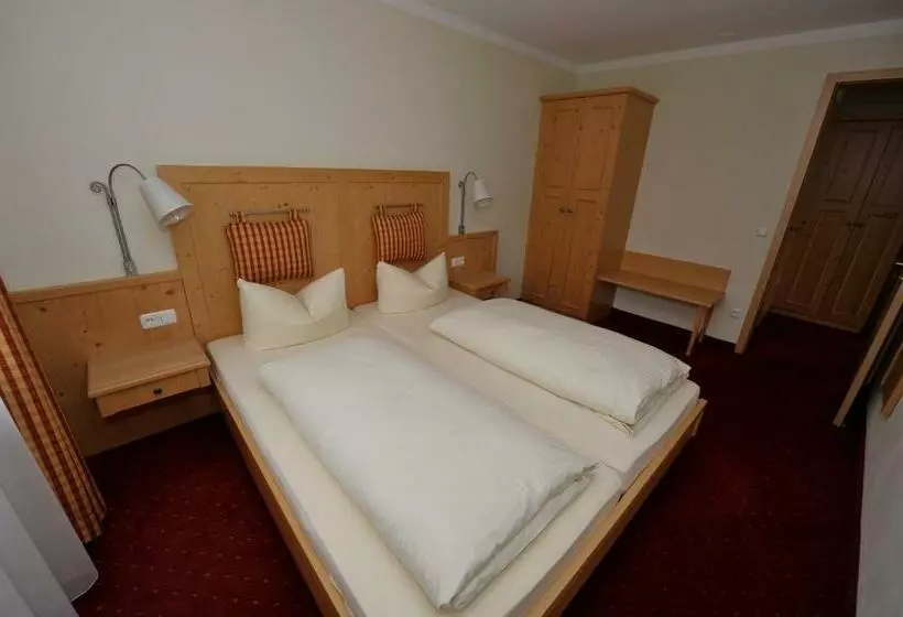 Majatalo Landgasthof Drei Rosen