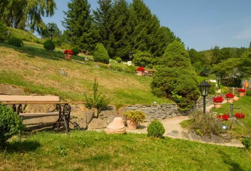 Majatalo Landgasthof Schneider, Westfeld