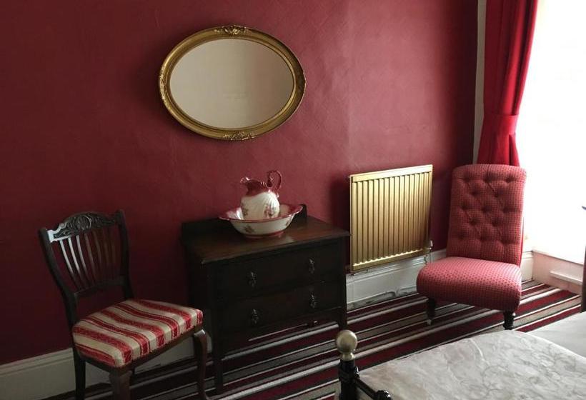 Pension (Hôtel basse catégorie) Morlea