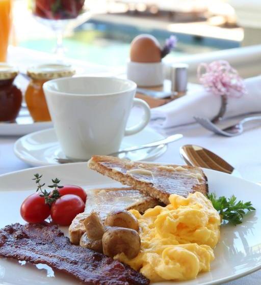 بنسيون Plumwood Boutique Hotel By The Living Journey Collection